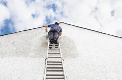 Peinture extérieure à Tostat — façades et ravalement